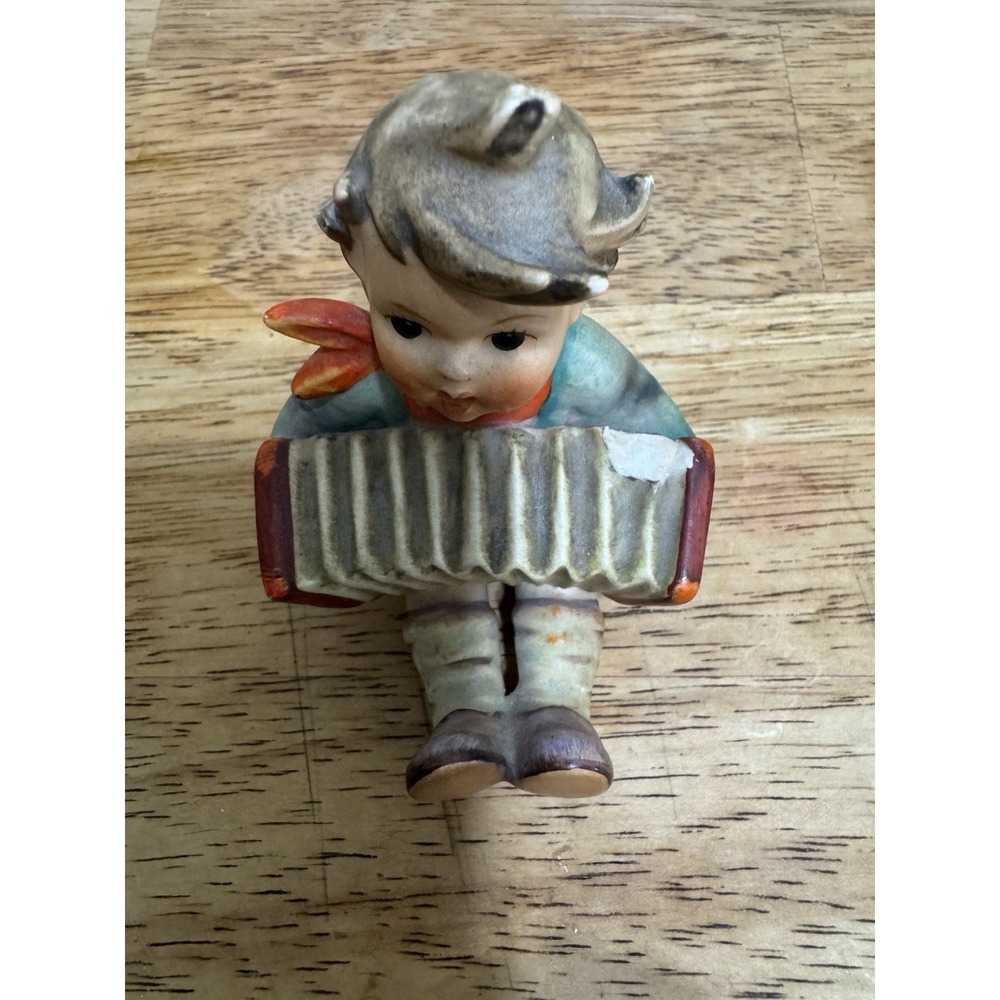 Vintage! Hummel Accordion‎ Boy Figurine. Boy playing accordion figure